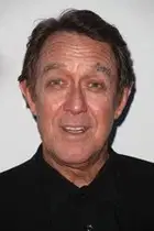 Larry Pine